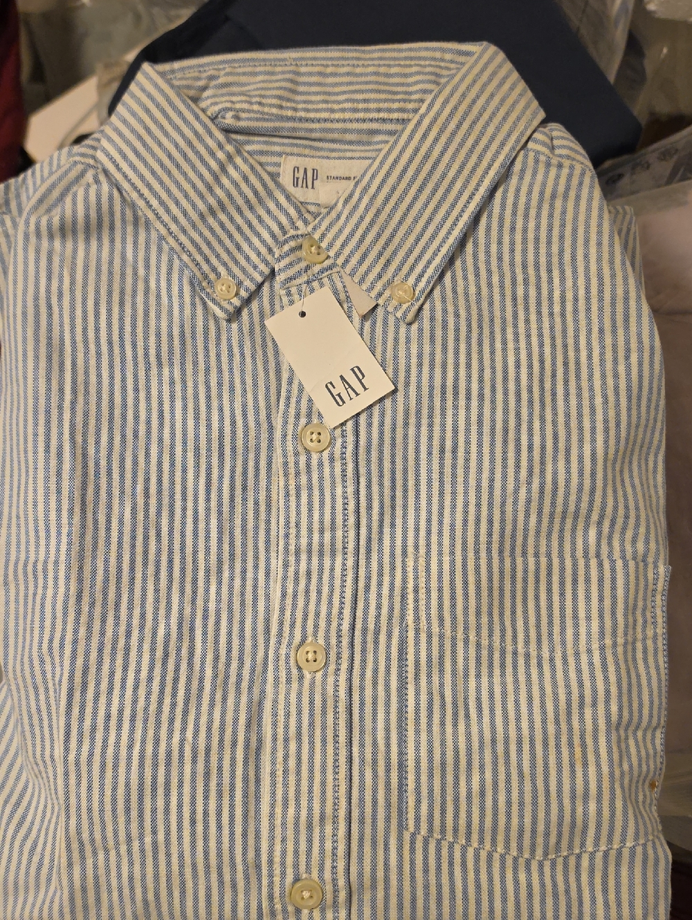 Brand New GAP Men’s Light Blue and White Striped Button-Down Shirt XS